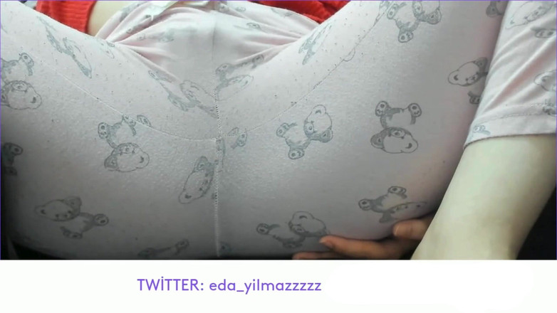 turk_milf_porno: Onani i pyjamas