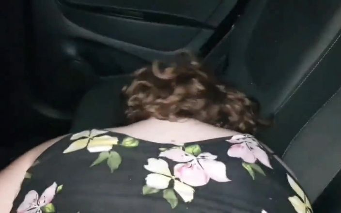 Real homemade BBW BBC porn: Buitenshuis buigt me over de stoel van mijn auto en...