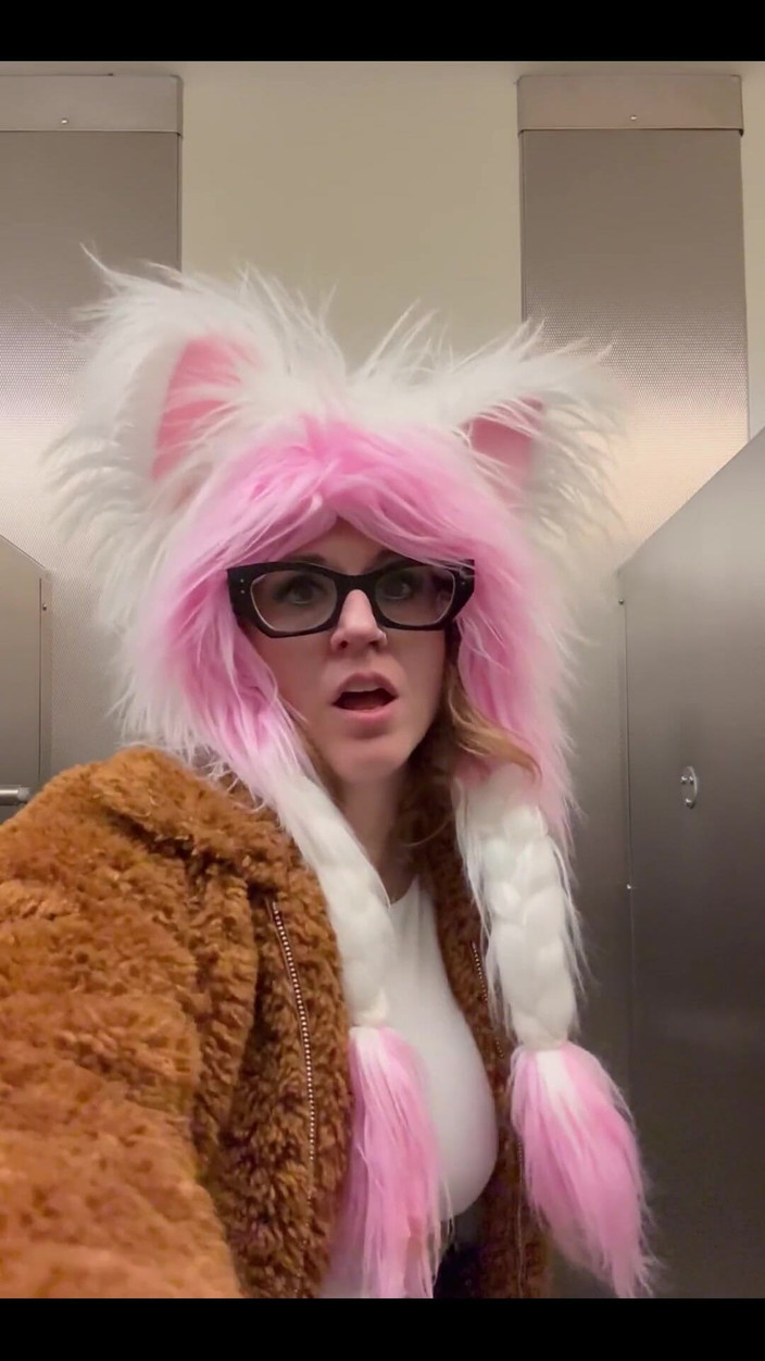 Suzy Wylde: 在机场准备进行更多的训练