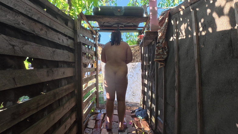 SchoolPrincess: Dusche Paar Im Freien