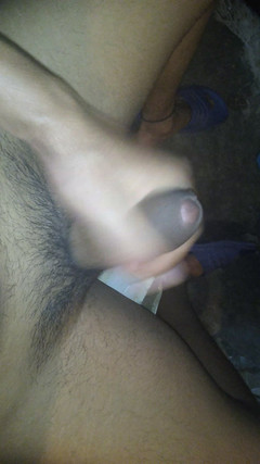 AlexAlejandro13: 誰かが来てトイレでしゃぶってくれたらいいのにと思うので、私はそれがどれほど頑固なのですか
