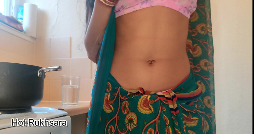 hot_rukhsara: สาวไม่พอใจมีชู้เย็ดแรงกับเพื่อนบ้านบนเคาน์เตอร์ครัว