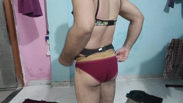 Noszenie bikini żony i teraz czas go zdjąć