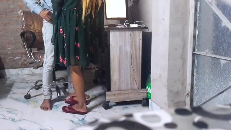 Fantacycutting: Il personale sexy ha avuto un ottimo video di sesso...