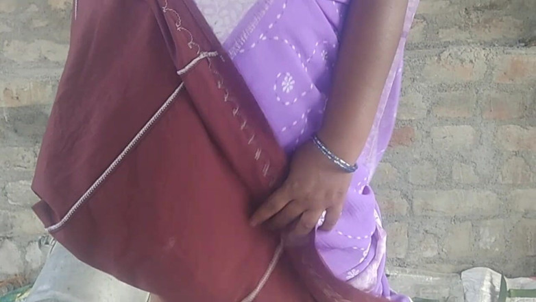 Priyanka priya: New House Cleaning Aunty Nice Pussy