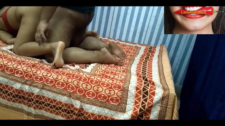 Hotty Jiya Sharmaa: Indyjski film seksu para