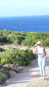 Wetting Jeans on a Bare Foot Hike