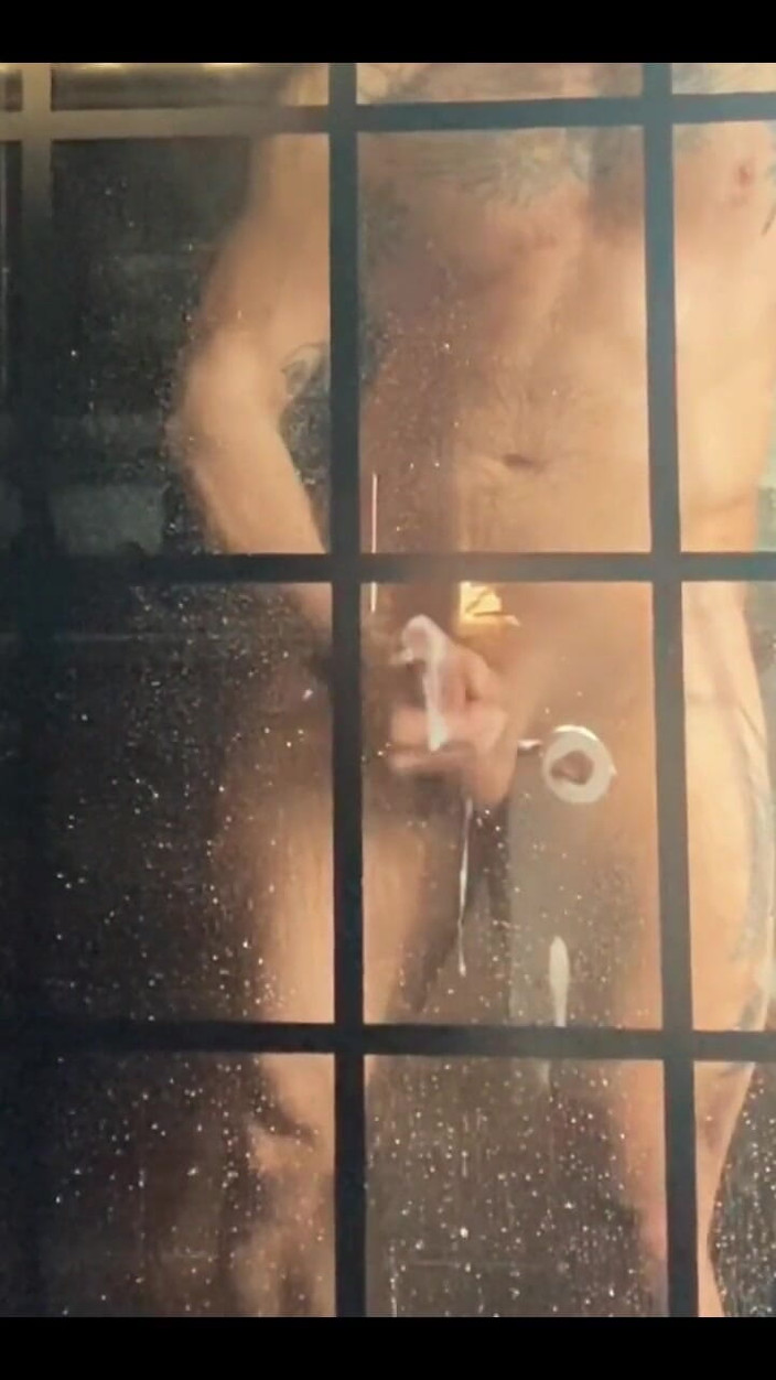 Leo Bayne: 我低调的感觉就像一个多媒体大师