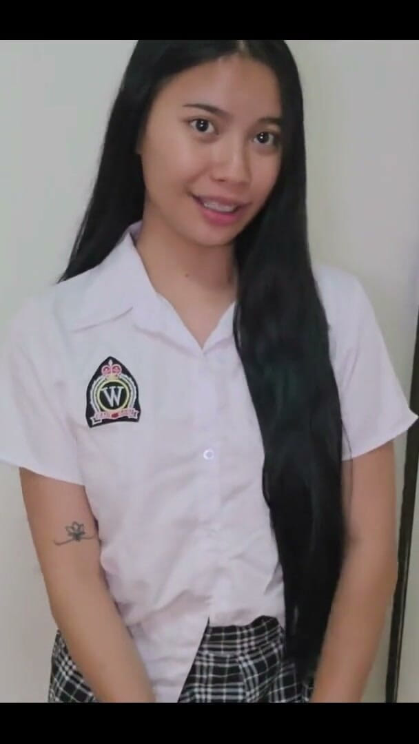 Cherrryblisss: A 18yrold Girl Always Seek Mens Attention