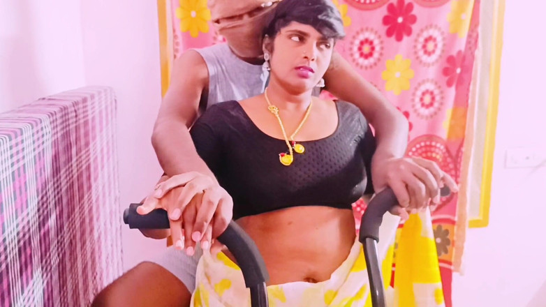Telugu honey lips: Indian Maid Sex. Beautiful Desi Sexy Saree Maid Fucking House...