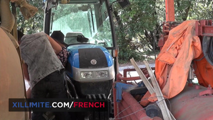 French girls at work: Sexe à la campagne avec un fermier