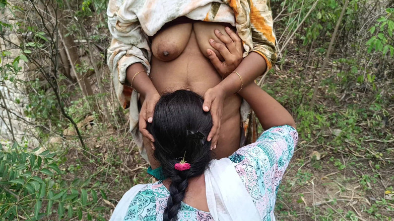 Magilmathi: Romansa lesbian di luar ruangan