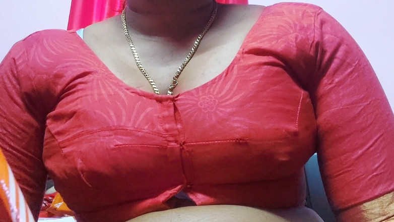 Desi Mohini: Evli kadın erkek arkadaşını otele götürüyor