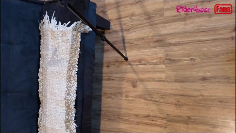 Riderqueen: Wideo dla moich fanów: podwójnie zerżnięta przez nieznajomych