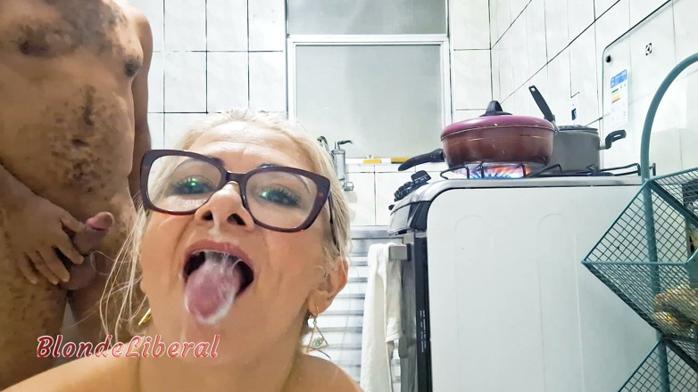 BlondeLiberal: Fui a preparar comida para mi amigo y al final...
