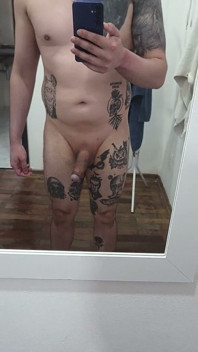 Chubby Shows off His Tattoos - Face on Onlyfans Lkingsbr1