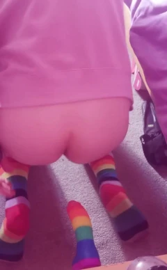 Atât de multe Curcubee azi! Voi fi doar eu călărind drăgul meu vibrator Lil