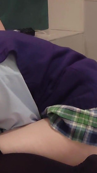 The Sound Is Dangerous and Embarrassing with Pussy Juice and Semen Creampie in Niso's College Girl Cosplay