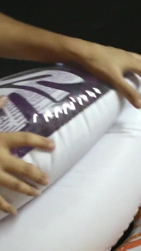 Tři krásné nafukovací plavky