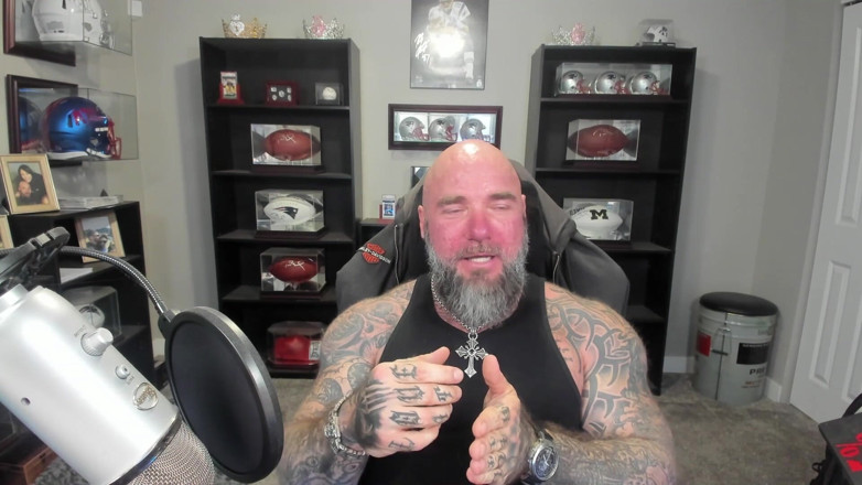 Raw and Uncensored with Masculine Jason: Niepewność seksualna.