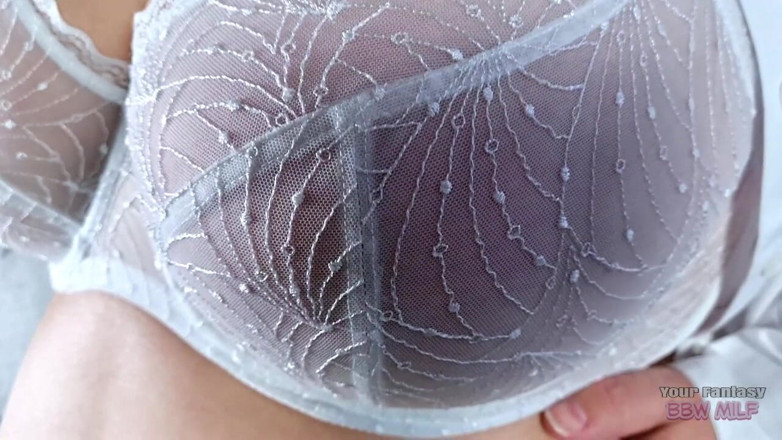 BBW_Wife: सेक्सी सेक्रेटरी - विशाल स्तनों वाली खूबसूरत विशालकाय परिपक्व चोदने लायक मम्मी अपनी वर्दी उतारती है और अपनी बालों वाली चूत के साथ खेलती है (फिशनेट ऊँची एड़ी के जूते गांड चूत)