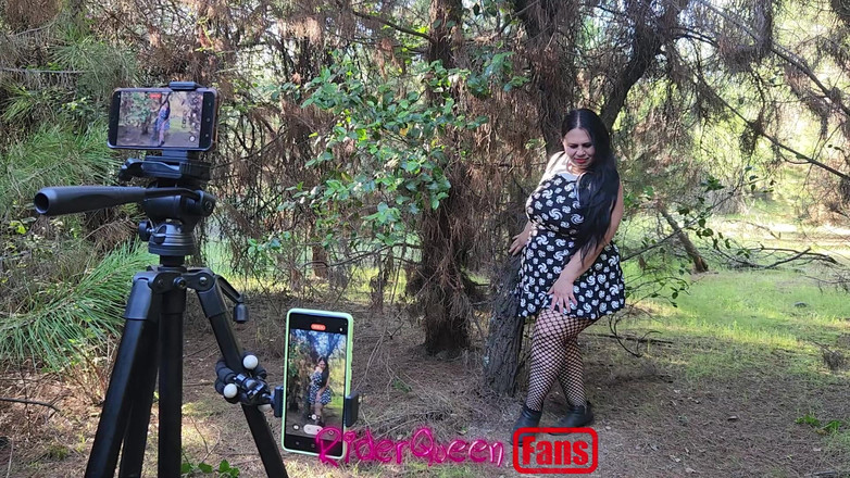 Riderqueen BBW Step Mom Latina Ebony: 혼자 있는 라이더, 야외, 팬들을 위한 비디오