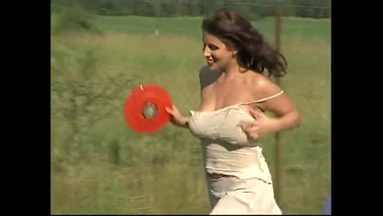 BB Xzess: Hot Girls with Big Naturals! Retro!