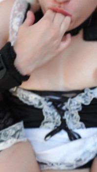 Uklízečka je potrestána velkým ptákem v zadku za to, že dělá mizernou práci! s análním creampie!