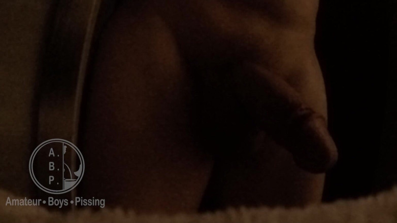 AmateurBoysPissing: Wordless Temptation: an Older Guy Gets Fulfilled by an Amateur...