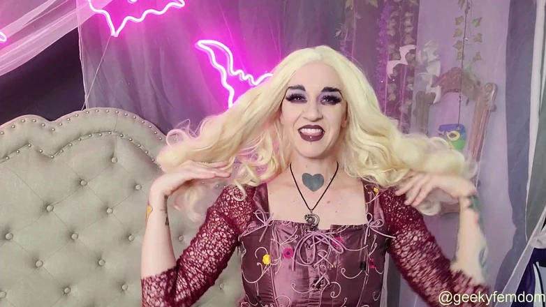 Geeky Femdom: Hocus Pocus Hung hách trên Comic Con Virgins