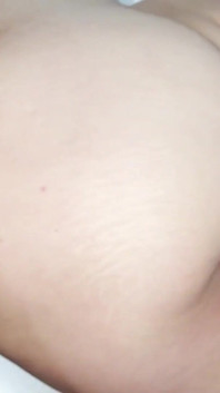 Busty Latina BBW spotyka Bwc w pralni, aby się pieprzyć