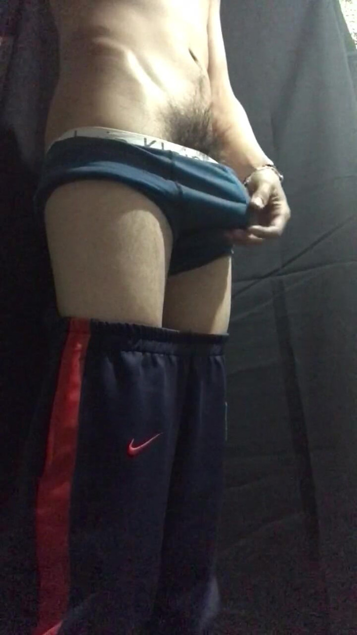 RabbitSex: Pantaloni strâmți