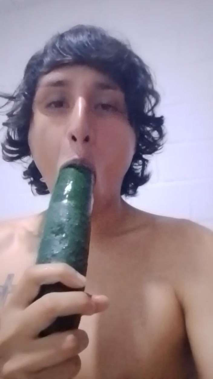 femboyass469: Femboy Chkes on a Cucumber and Penetrates His Rich Anal...