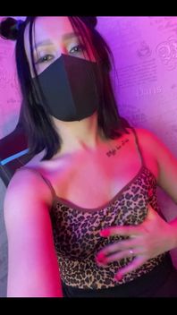 I Am a Hot and Sexy Streamer