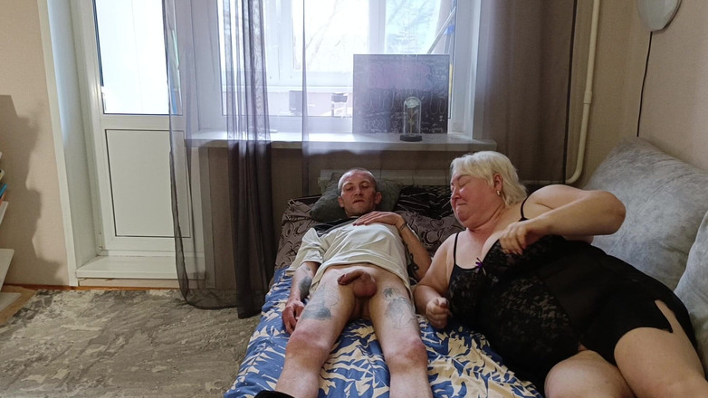 Zona901: सौतेली मम्मी को अपने मुंह में वीर्य लेना पसंद है