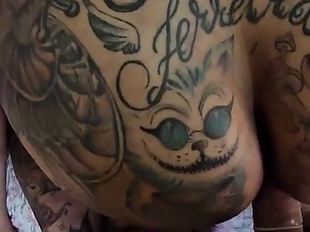 Suzie Slut Em Fantasias Com Trans Isabelly Fereira E Leo Skull (Suzie Slut Official - Trans)