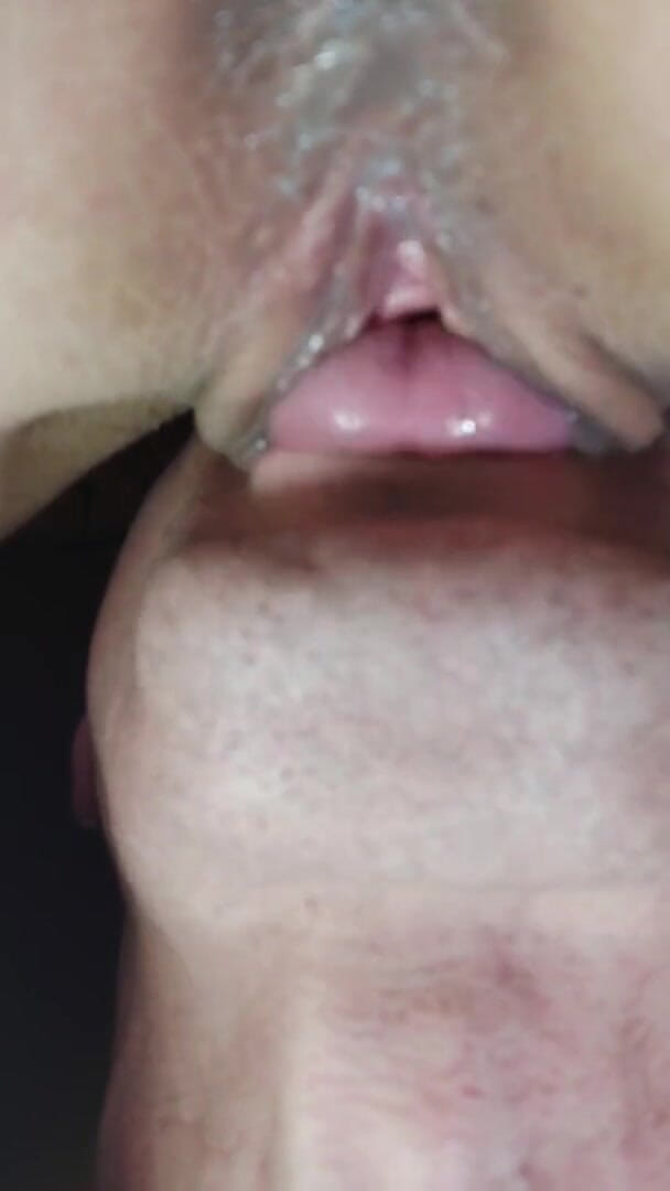 Wet Pussy Fuck: Teen's wet pussy is licked dripping pussy close up