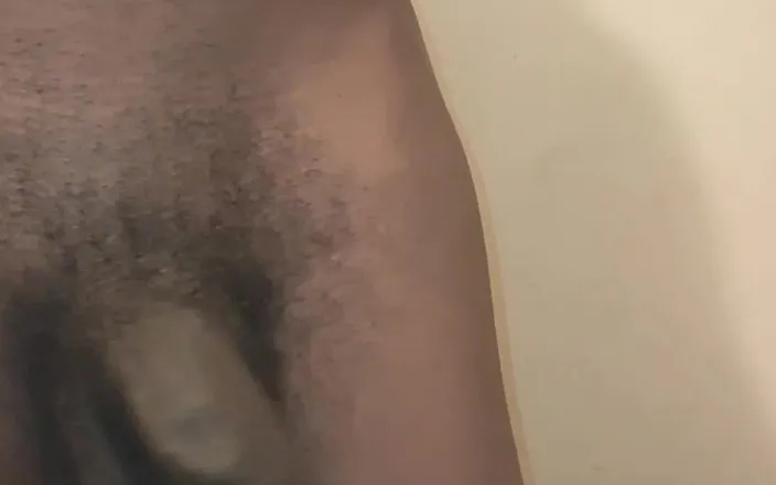 Throwing this big black dick: Cms Fresh Out the Shower Getting Dressed