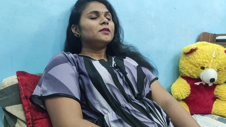 Vaigavarun45: Step Sister and Step Brother Hot Romance with Pussy Lick...