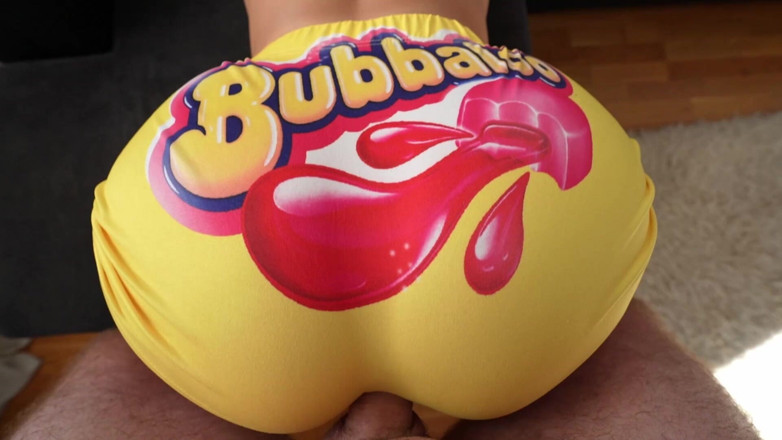 Booty_assx: Трахаю велику дупу дівчини в шортах bubbaloo