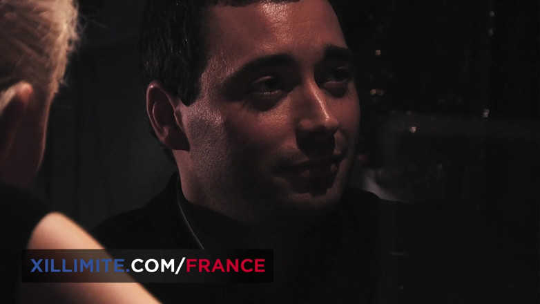 Made In France: Seks hardcore dan penetrasi ganda di klub swinger