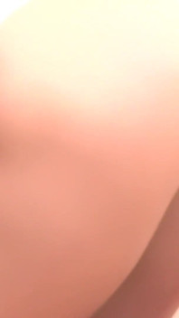 Nicole saje svého muže ptáka u bazénu, než je tvrdě ošukána