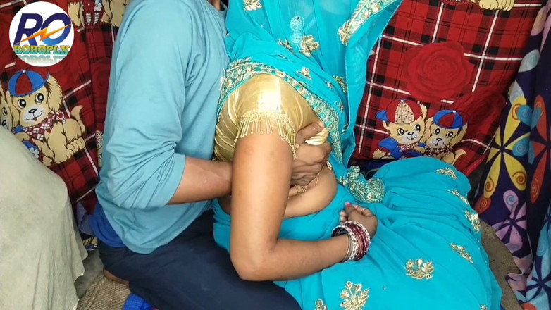 RoshniExpress: Desi Village New Marriage House Wife's Mouth Is Vigorously Sucking...