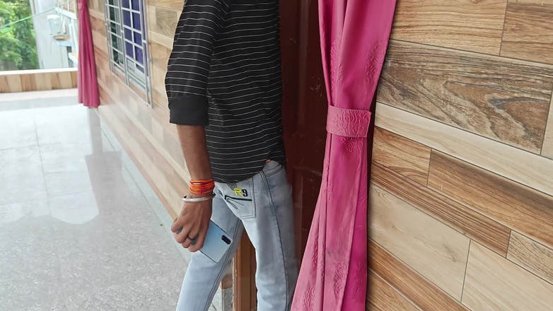 Pankaj Gupta: Pby attirandola con cose del genere, l'insegnante ha fatto sesso...