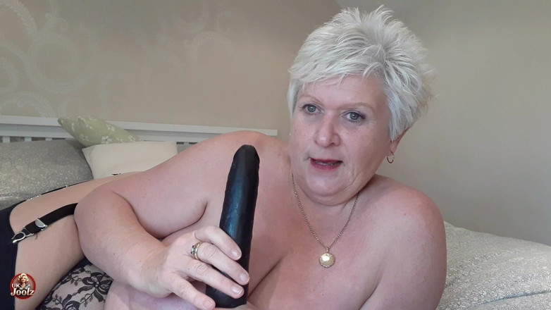 Uk Joolz: Duży czarny dildo