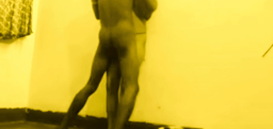 Teensex: 18 yaşındaki genç yeni ateşli hizmetçi ev sahibinin büyük canavar...