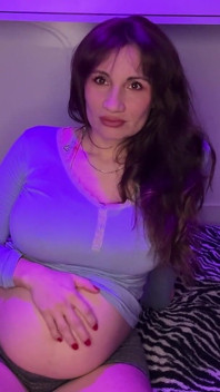 Belle-mère Enceinte De JOI