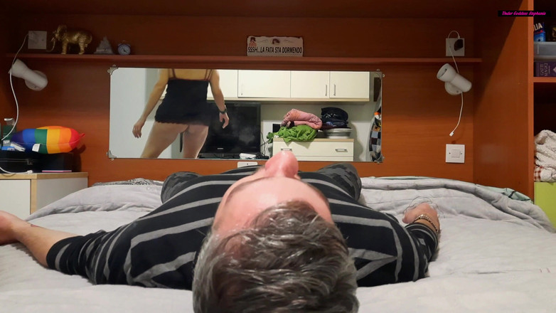 goddess82: Le seul endroit où tu peux être est sous mon cul ! 4k !