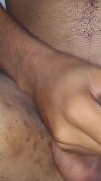 Video handjob terbaik batang keras saya.