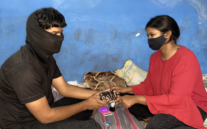 Pinkididi: Meninggalkan saudara tirinya di rumah mertuanya dengan kondom mahal di...